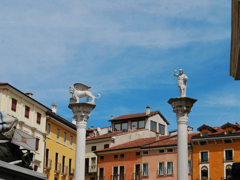 Le colonne della piazza dei Signori